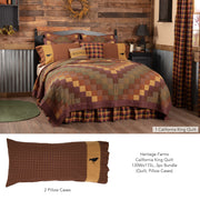 Heritage Farms California King Quilt 130Wx115L 3pc Bundle (Quilt, Pillow Cases)