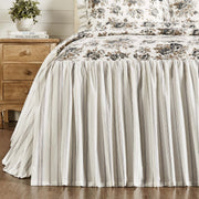 Annie Portabella Floral Ruffled Twin Coverlet 76x39+27