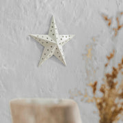 Metal Star Punched Creme 6x6