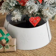 Stamped Snowflake Metal Tree Collar White 8x20x20
