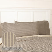 Sawyer Mill Charcoal Luxury King Quilt 120Wx105L 3pc Bundle (Quilt, Pillow Cases)