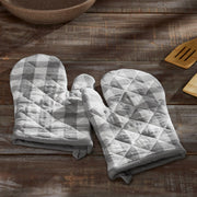 Annie Buffalo Check Grey Oven Mitt Set of 2 (4 Piece Bundle)