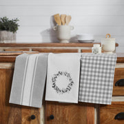Finders Keepers Eucalyptus Tea Towel Set of 3 19x28 (6 Piece Buy One, Get One Free Bundle)