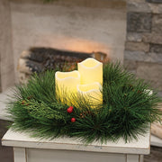 Long Needle Pine & Cedar Wreath with Berries - 18"
