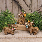 Resin Flower & Friend Highland Cow Figure  (3 Count Assortment)