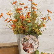 White Barn & Highland Cow Round Ornament