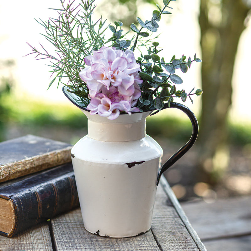 Farmhouse Pitcher Farmabilia