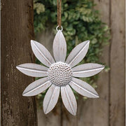 Shabby Chic Metal Hanging Daisy - 9"